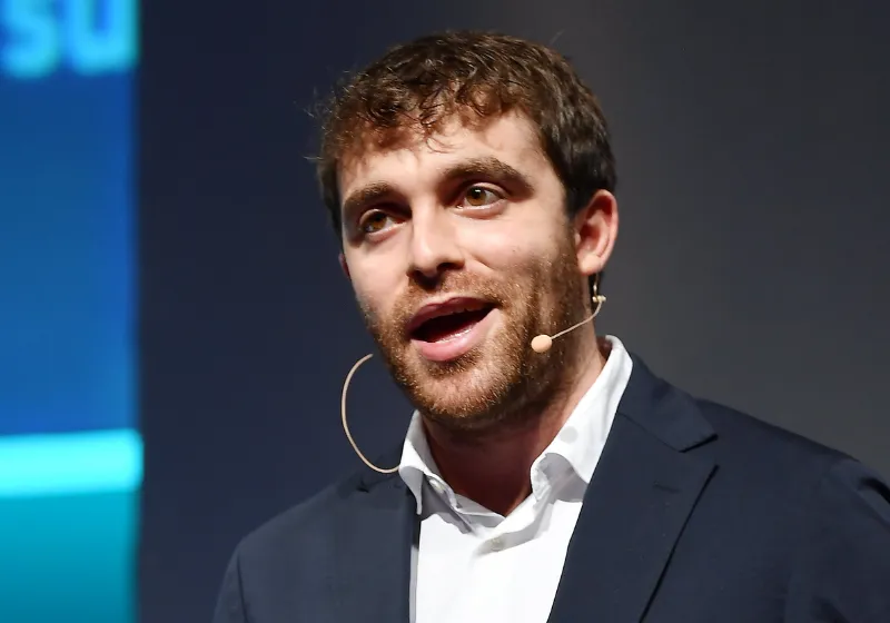 fabrizio romano là ai